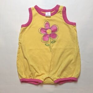 **Hanna Andersson Romper (size 80)
